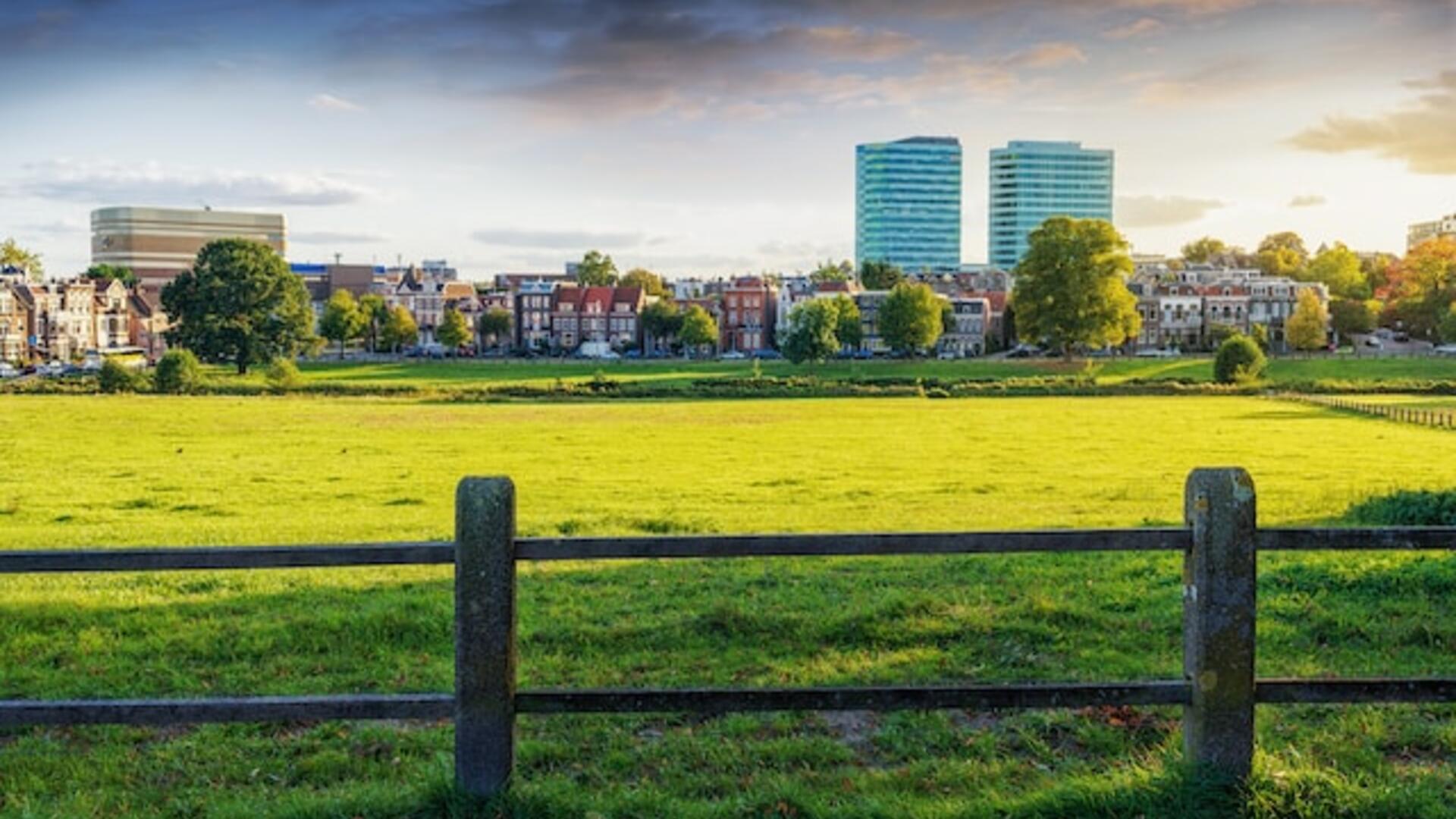 uitzicht op Arnhem vanaf het Sonsbeekpark